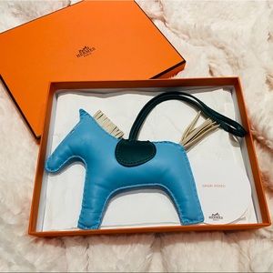 SOLD Blue Celeste/Craie/Malachite Lamb Milo RODEO